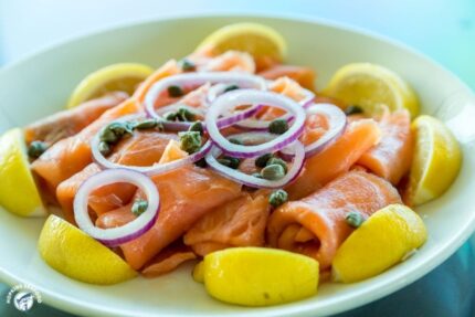 Fresh Sliced Atlantic Salmon – Tray (2-3 Lbs.)