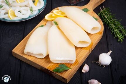 Frozen Squid / Calamari (5-8 inch) – Tubes (Bos’n Brand) – 2.5 Lbs. Tray